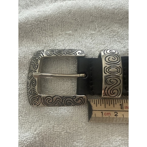 The Unbranded Brand Accessories - Women's Silver Metal Mesh Belt Unbranded Length 36" 1" 1/4 Wide